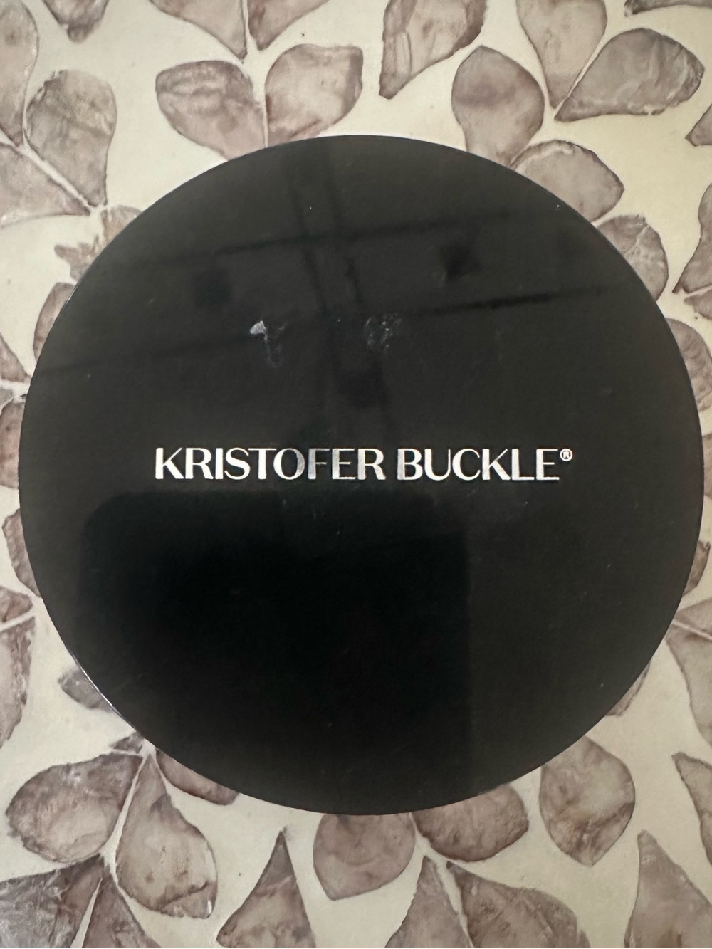 Kristofer Buckle Casting Call Translucent Loose Setting Powder
